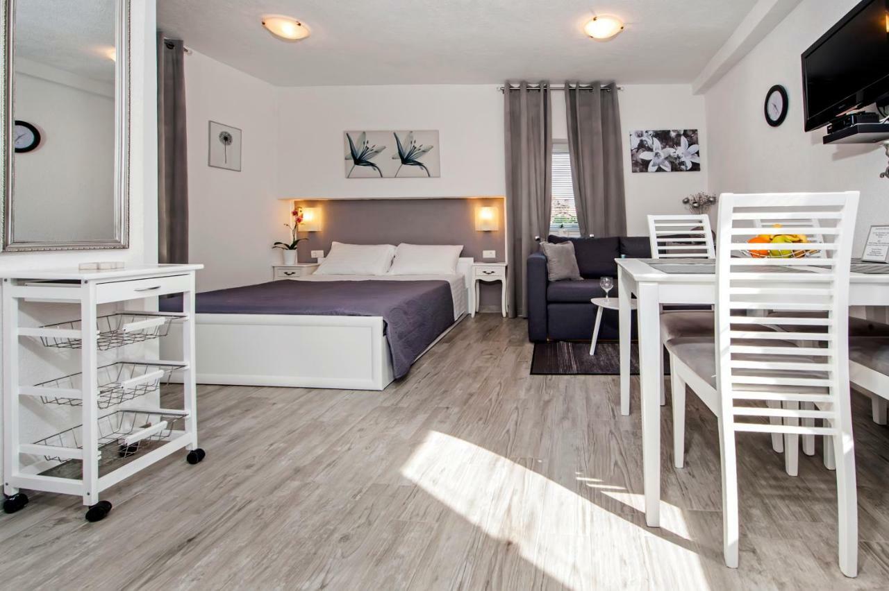 Studio Apartment Sunce Rovinj Buitenkant foto